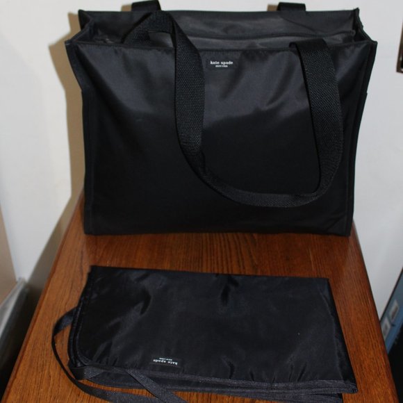 kate spade Handbags - Kate Spade black nylon diaper bag w/ diaper mat 🧐